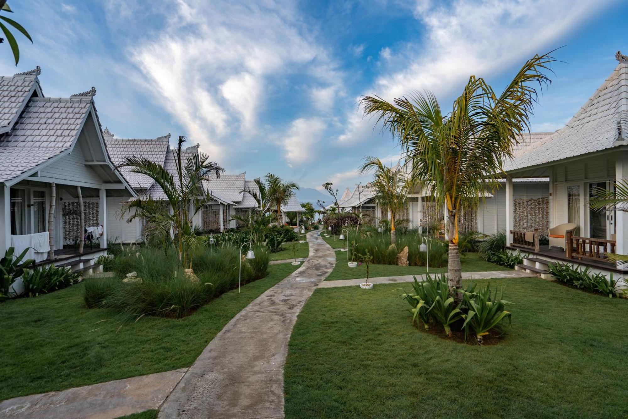 Paus Putih Hotel نوسا ليمبونغان المظهر الخارجي الصورة