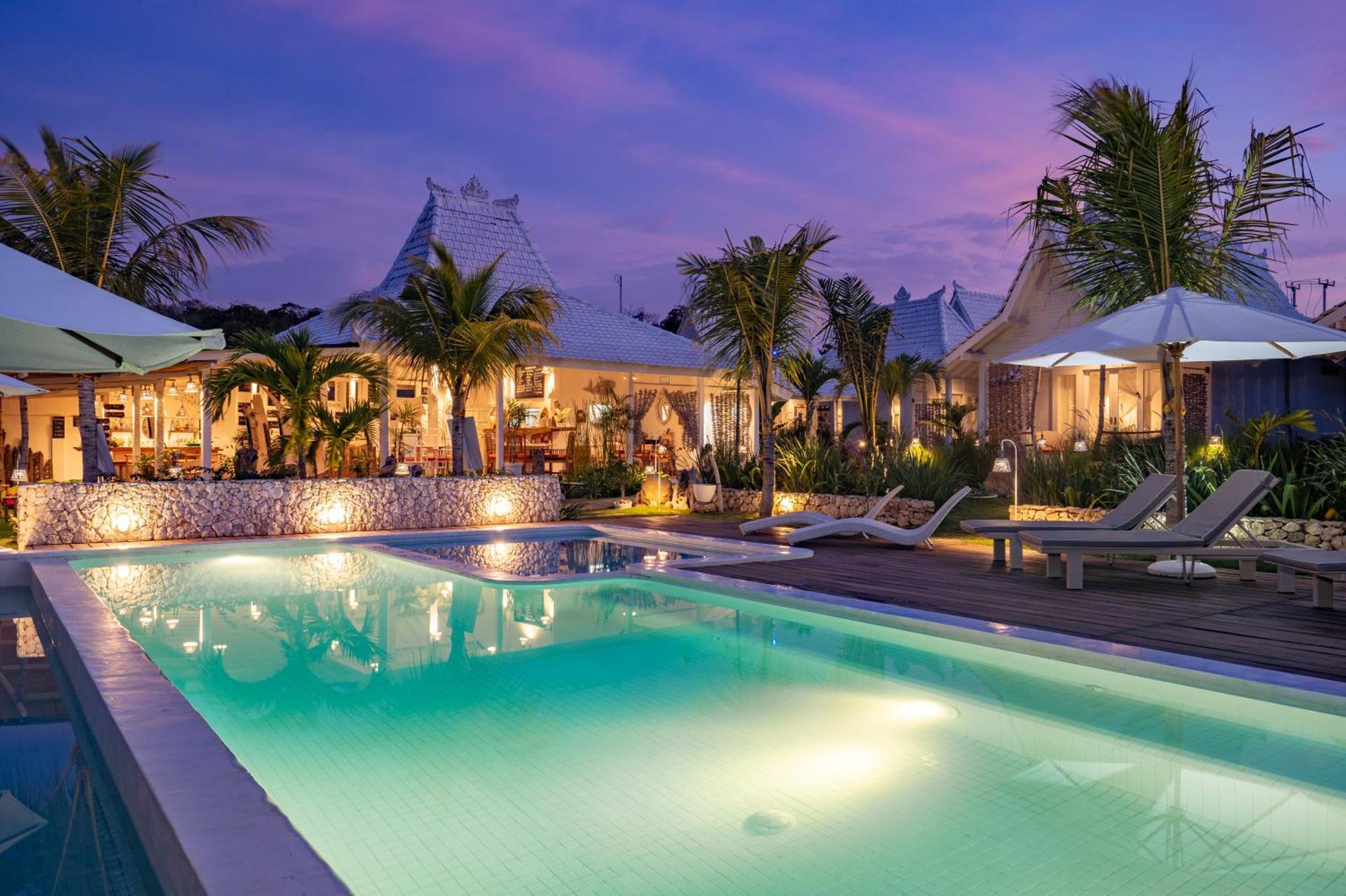 Paus Putih Hotel نوسا ليمبونغان المظهر الخارجي الصورة